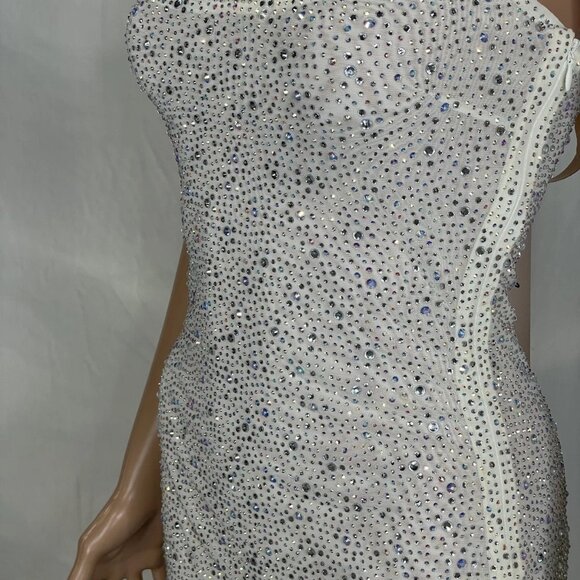 NEW OH POLLY Women's Dress Embellished Bodycon Mini White Size 4 - Picture 4 of 8
